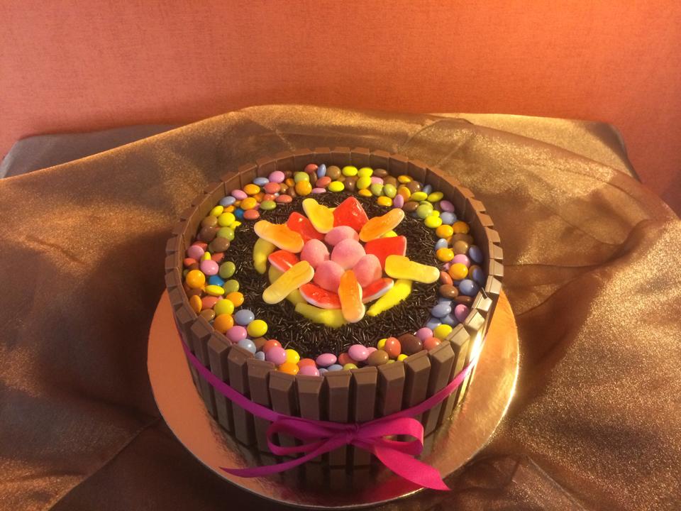 Cake Design - Bolo de Aniversário de Adulto