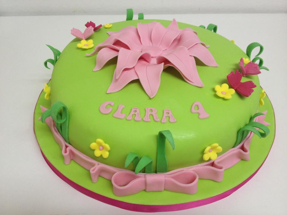 Cake Design - Bolo de Aniversário de Menina